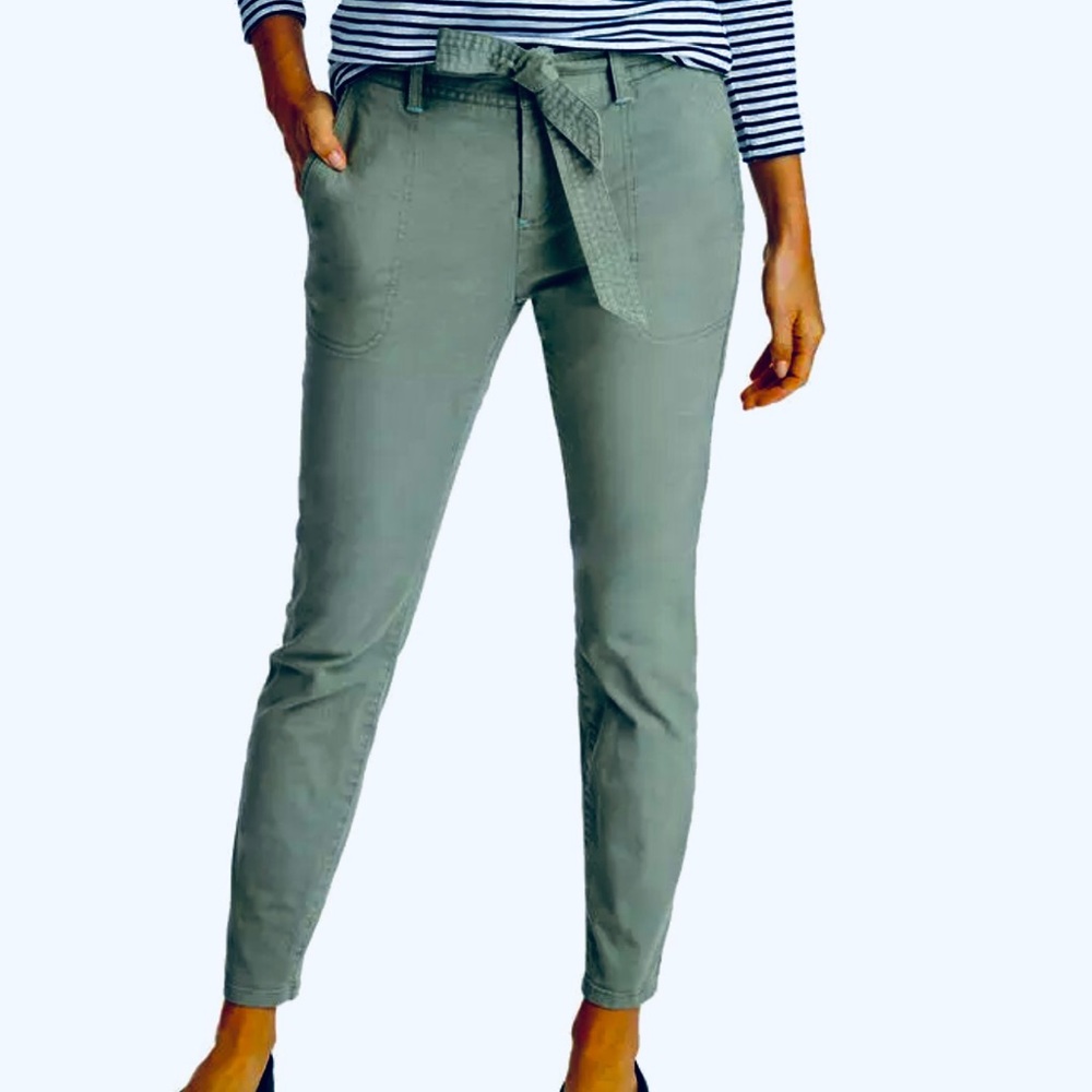 NWT Vineyard Vines Cropped Pants Sz. 12
